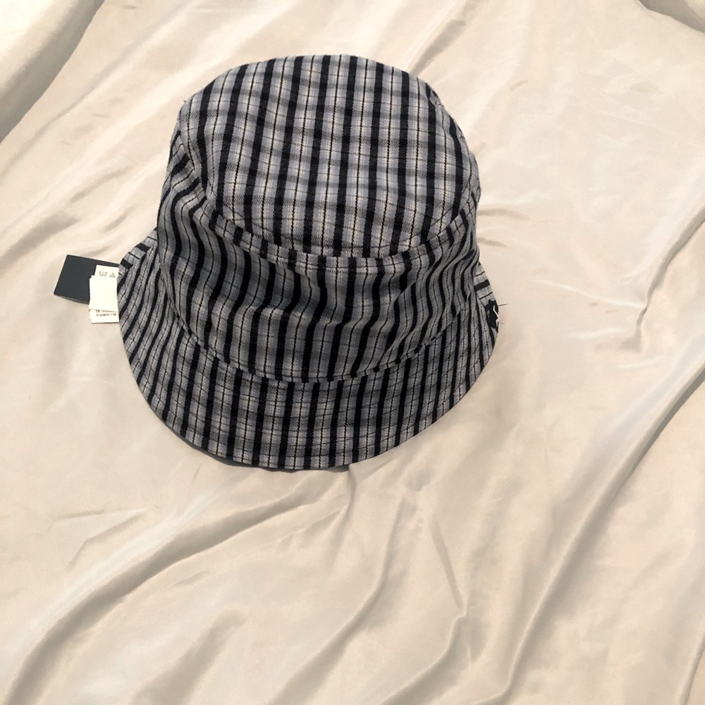 100% cotton Striped  bucket hat .